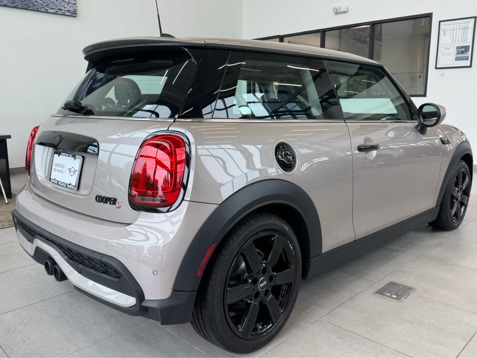 2024 MINI HARDTOP 2 DOOR Cooper S FWD