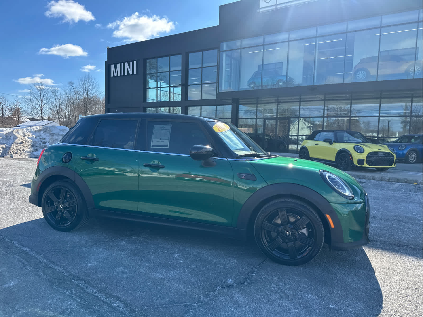 2024 MINI HARDTOP 4 DOOR Cooper S FWD
