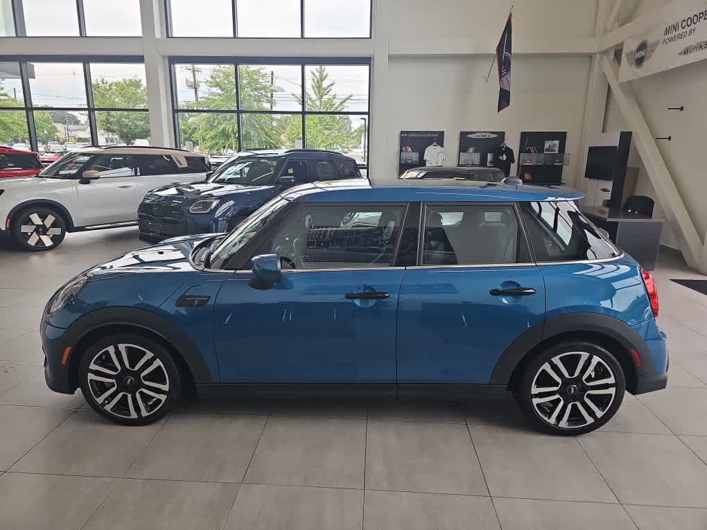 2024 MINI HARDTOP 4 DOOR Cooper S FWD
