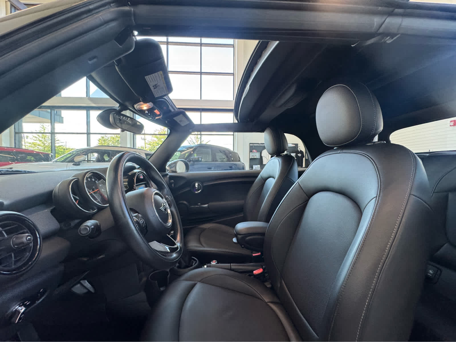 2019 MINI CONVERTIBLE Cooper FWD
