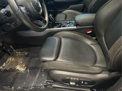 2023 MINI CLUBMAN ICONIC