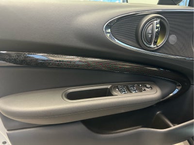 2023 MINI CLUBMAN ICONIC