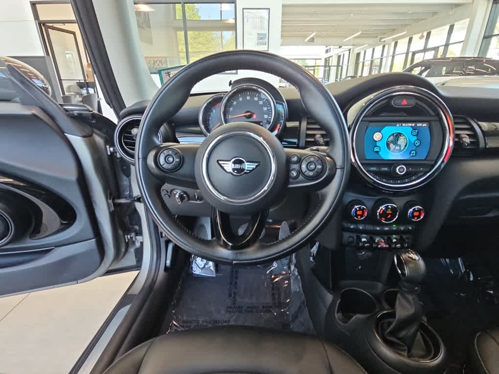 2019 MINI HARDTOP 2 DOOR SIGNATURE