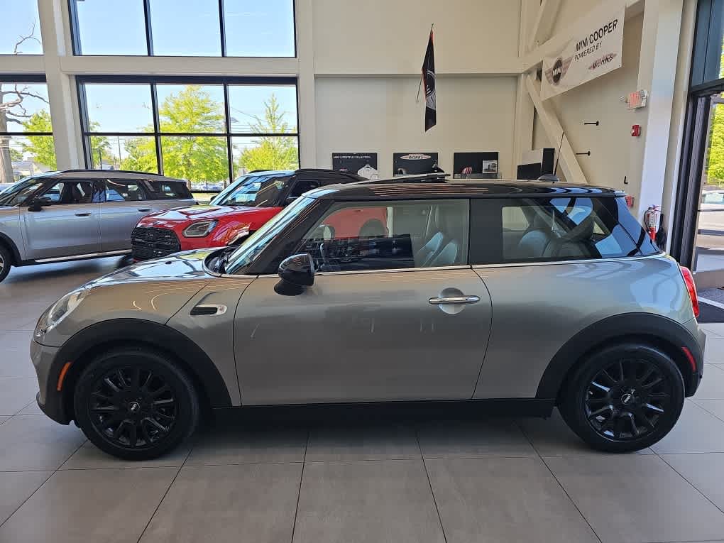 2019 MINI HARDTOP 2 DOOR SIGNATURE