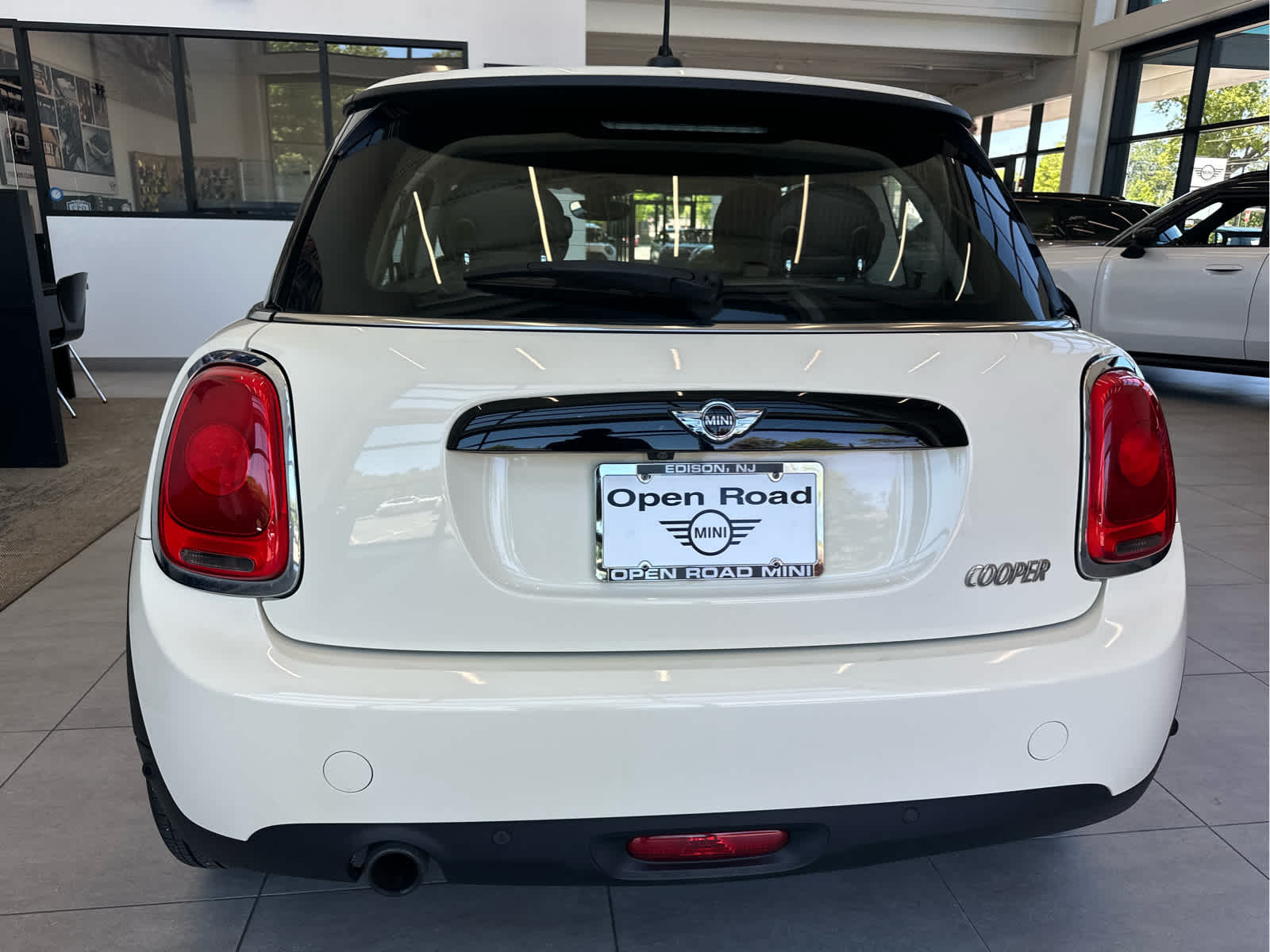 2018 MINI HARDTOP 2 DOOR Cooper FWD