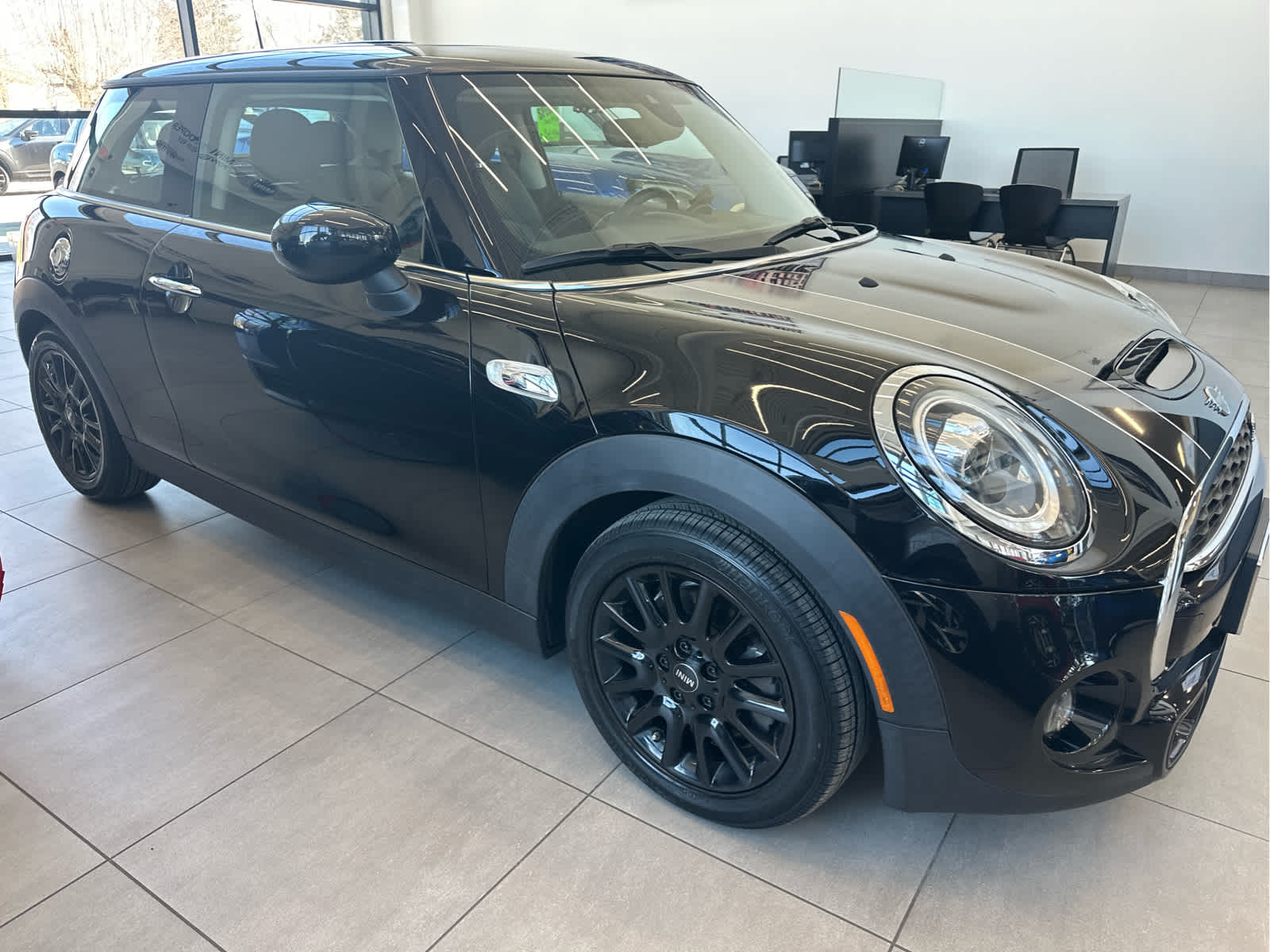 2020 MINI HARDTOP 2 DOOR SIGNATURE