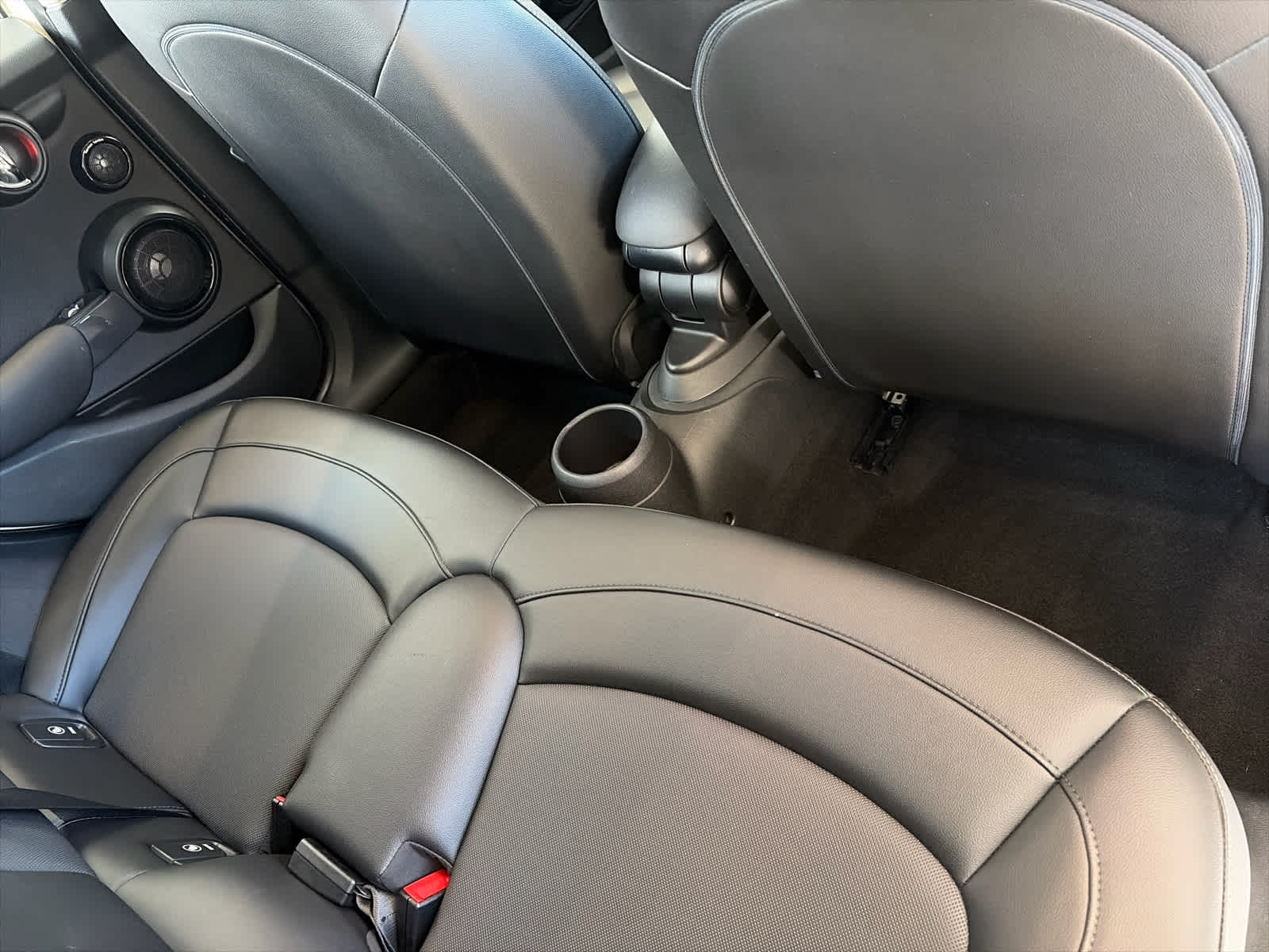 2017 MINI HARDTOP 4 DOOR Cooper FWD