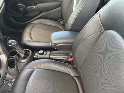 2017 MINI HARDTOP 4 DOOR Cooper FWD
