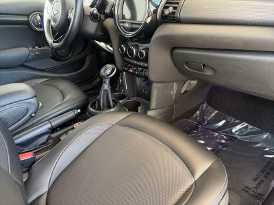 2017 MINI HARDTOP 4 DOOR Cooper FWD