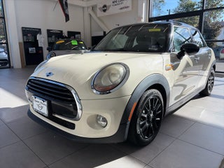 2017 MINI HARDTOP 4 DOOR Cooper FWD