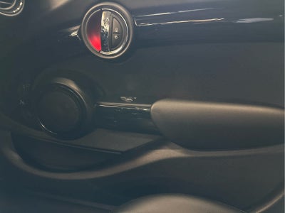 2019 MINI HARDTOP 4 DOOR SIGNATURE