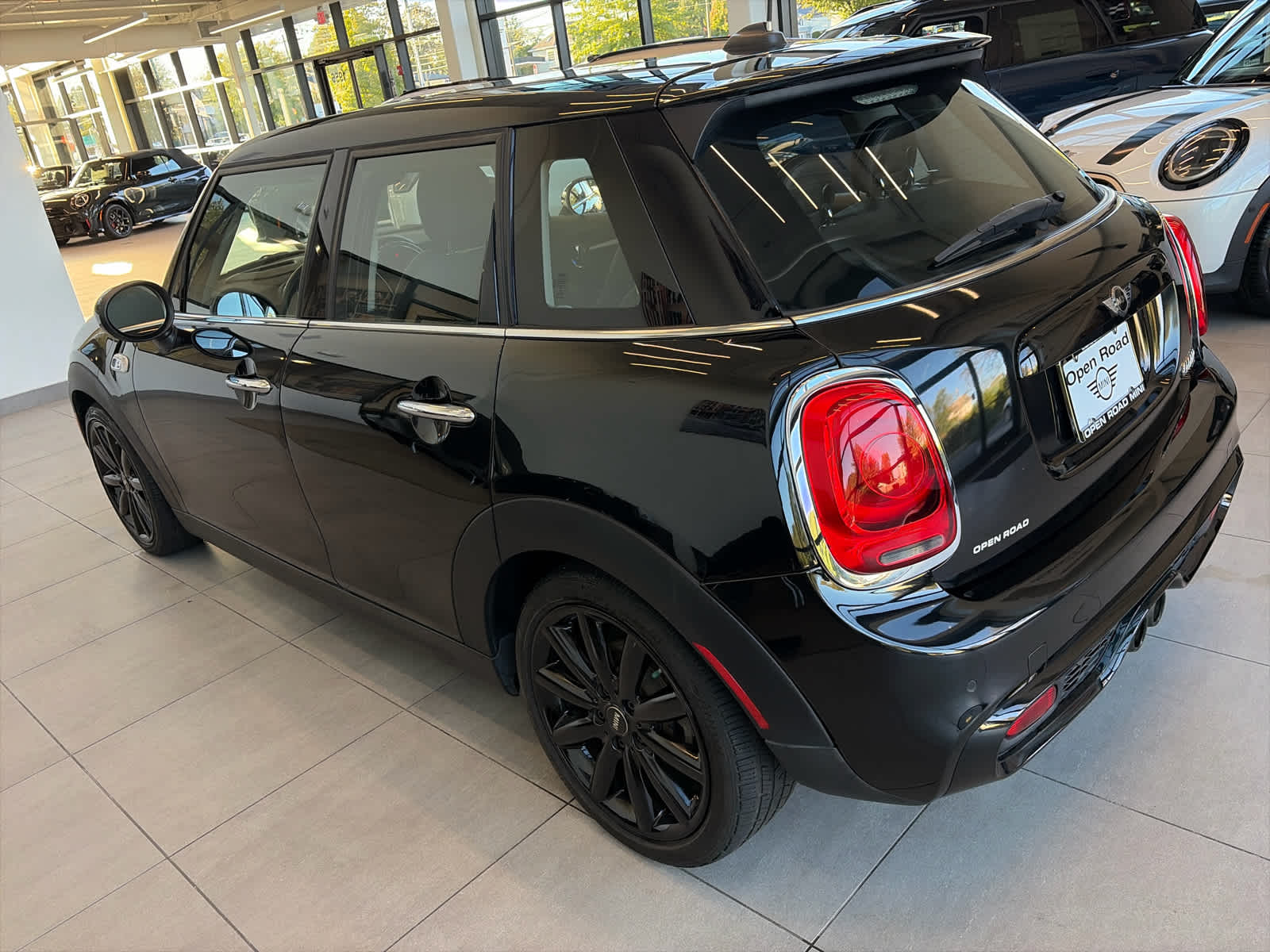 2018 MINI HARDTOP 4 DOOR Cooper S FWD