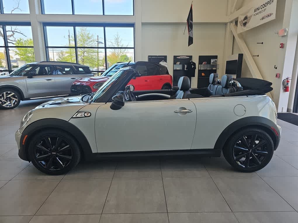2014 MINI CONVERTIBLE 2dr S