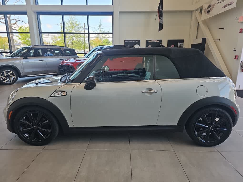 2014 MINI CONVERTIBLE 2dr S
