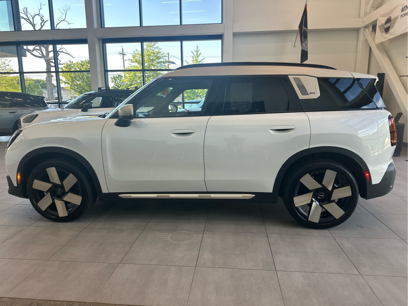 2025 MINI COUNTRYMAN ICONIC