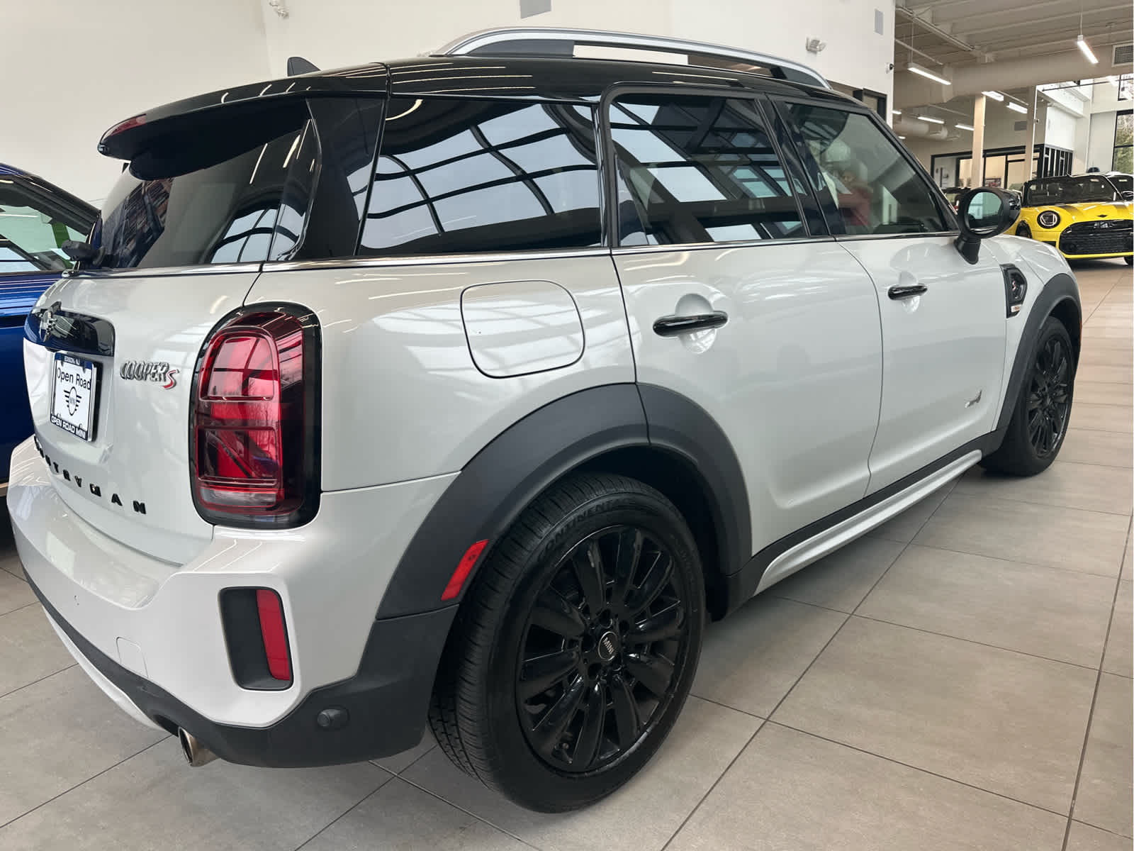 2021 MINI COUNTRYMAN SIGNATURE