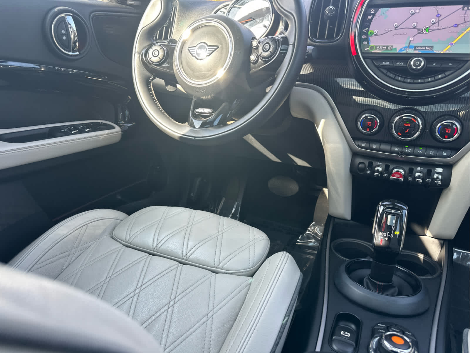 2020 MINI COUNTRYMAN ICONIC