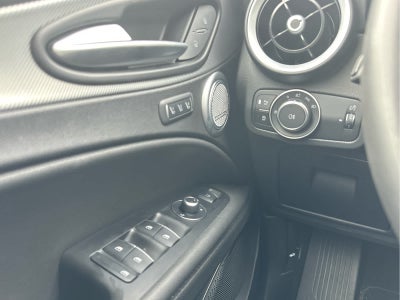 2023 Alfa Romeo Stelvio Veloce AWD