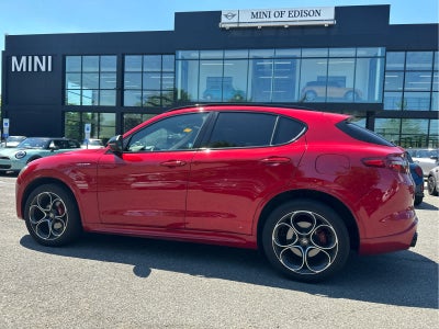 2023 Alfa Romeo Stelvio Veloce AWD