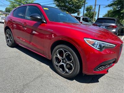 2023 Alfa Romeo Stelvio Veloce AWD